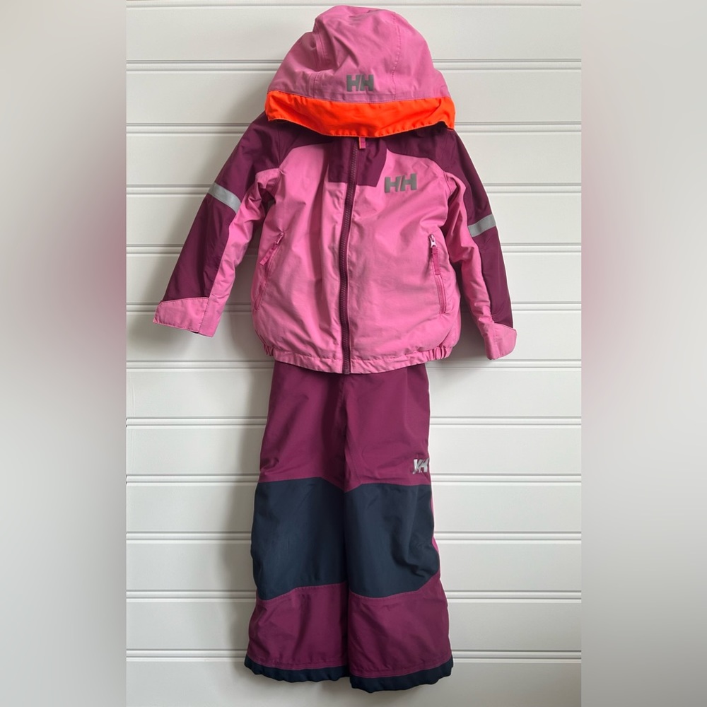 Helly Hansen Snow Suit 110/5 Like New